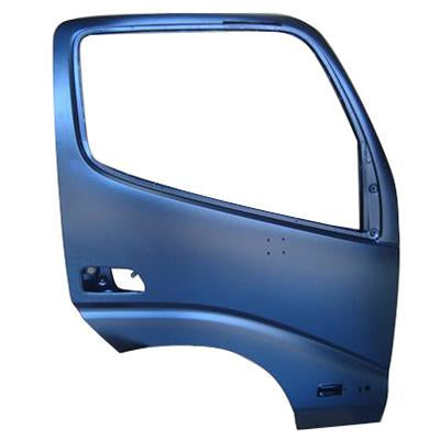 FRONT DOOR SHELL - R/H - W/MIRROR AND REFLECTOR AND LAMP HOLE - TOYOTA DYNA XZU320 2000-